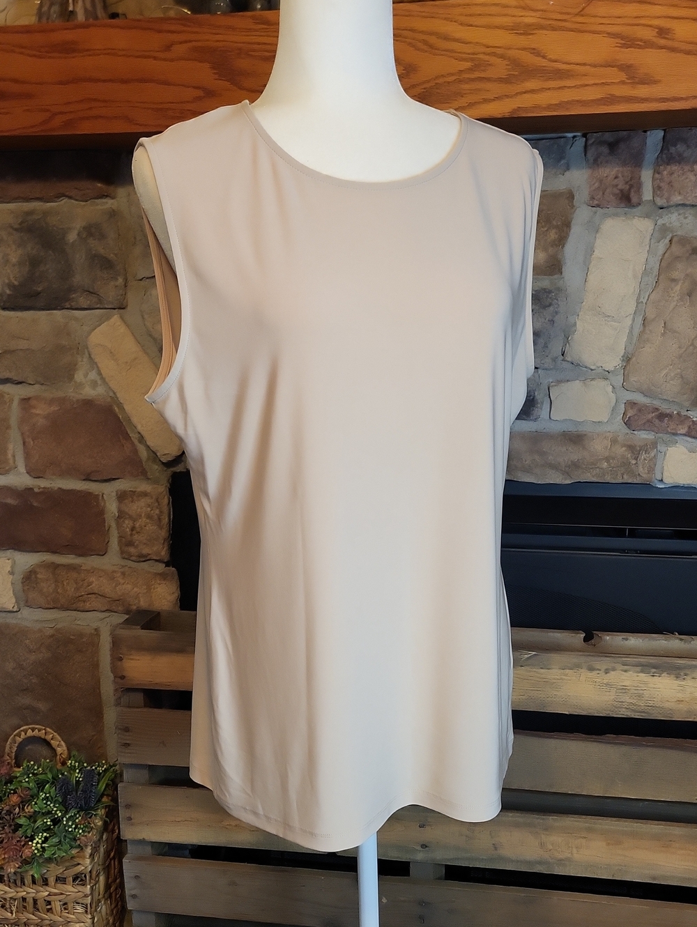 Preston & York Soft Taupe Sleeveless Scoop Neck Tank